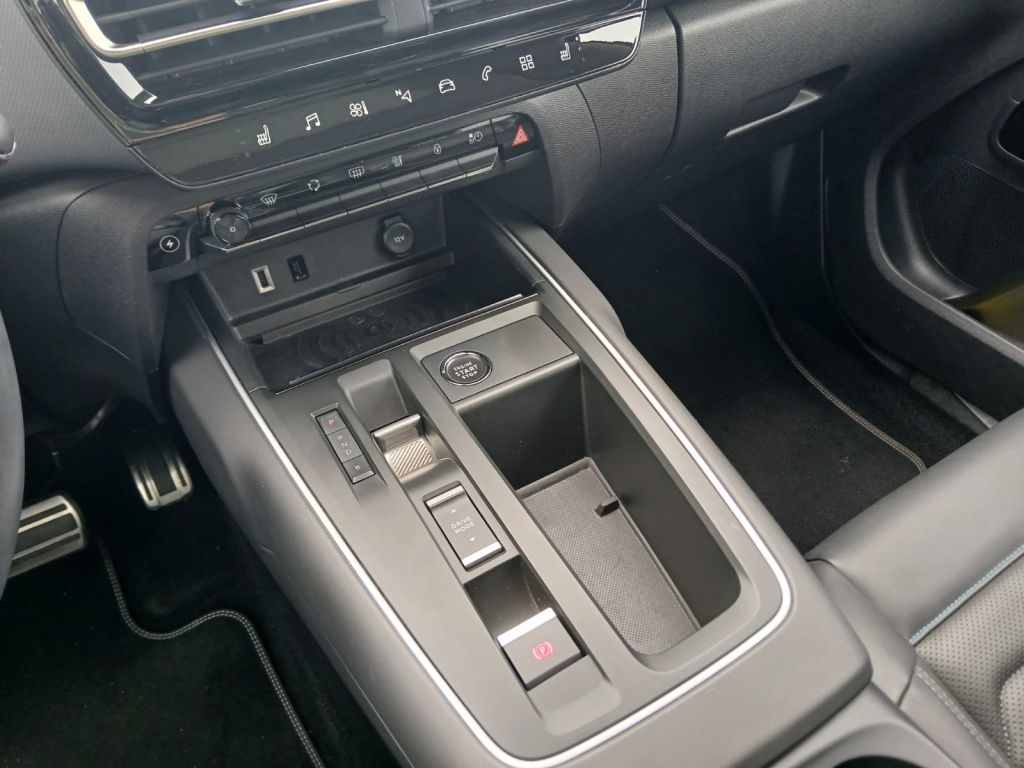 Fahrzeugabbildung Citroën C5 Aircross Hybrid 225 Automatik SHINE PACK*Lede