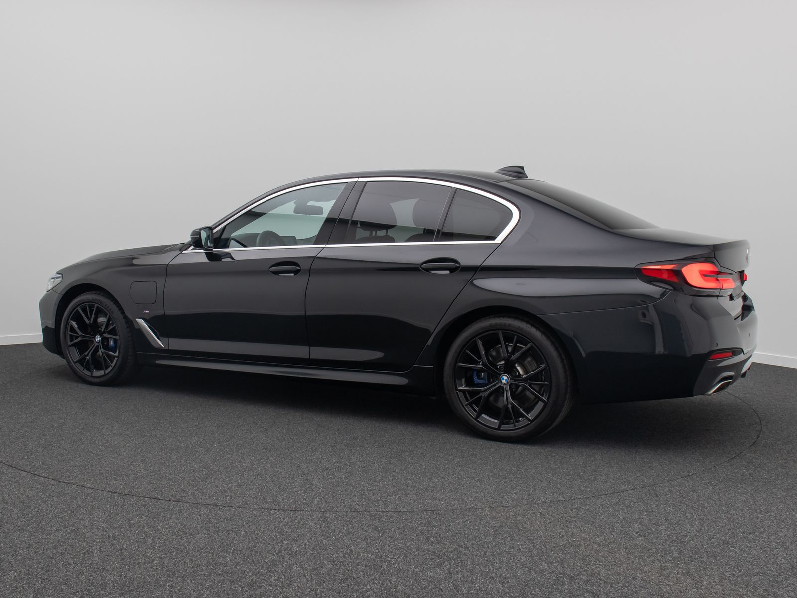 Fahrzeugabbildung BMW 530e M Sport 360° Laser DAB Komfort HUD 19Zoll