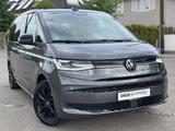 Volkswagen T7 Multivan Edition DSG LÜ Navi Pano HuD ACC AHK - VW T7 Multivan Gebrauchtwagen in München