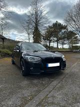 BMW 1er BMW 118i M-Paket schwarz 170 PS Benziner  - BMW: 1er M Paket