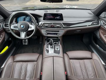 BMW 740 - 12