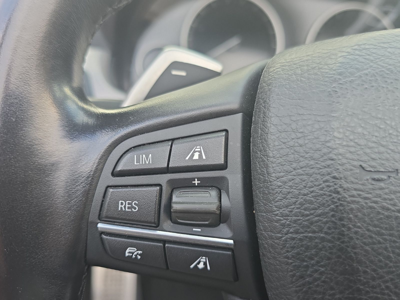 Fahrzeugabbildung BMW 650i Cabrio M-PAKETT,B&O,360,SOFT CLOSE,MASSAGE