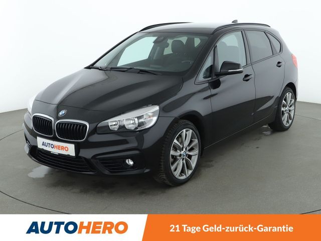 BMW 220i Active Tourer Sport Line Aut.*NAVI*TEMPO*