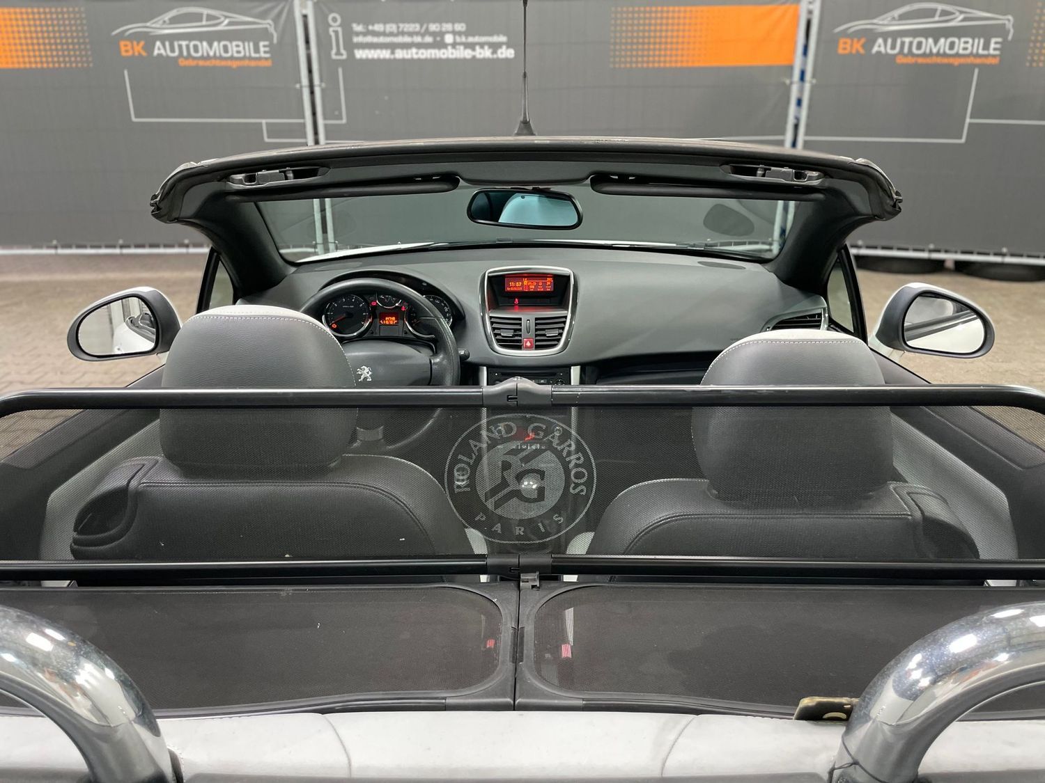 Fahrzeugabbildung Peugeot 207 CC Roland Garros #Tempomat#JBL#Shz
