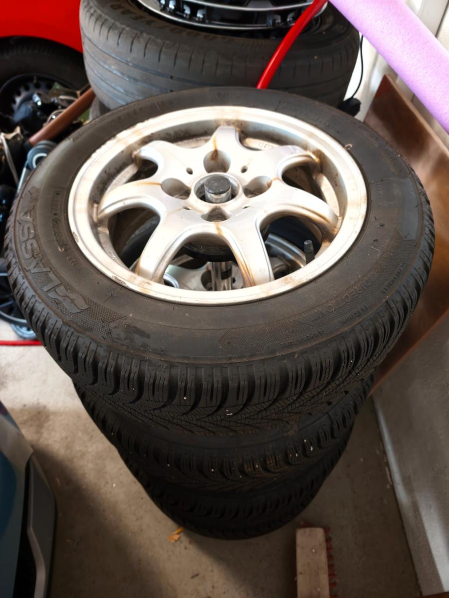Mazda 2 1.5 MZR Sports-Line weiß / 1. Hand / TÜV neu 