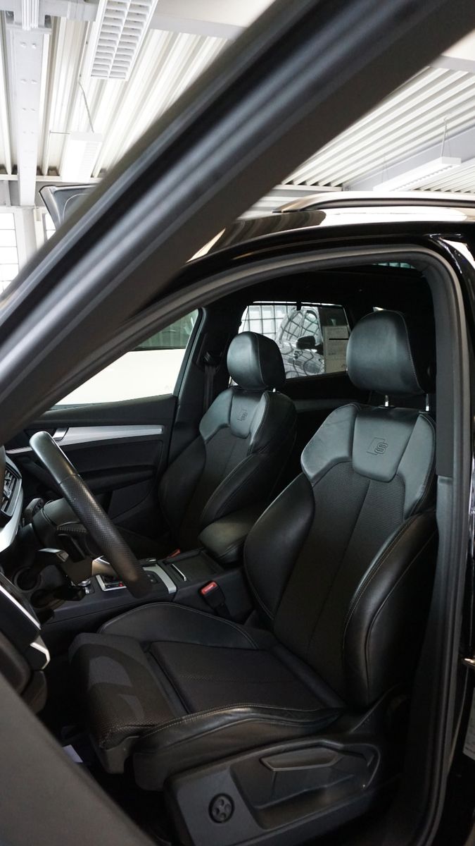 Fahrzeugabbildung Audi Q5 40 TDI quattro sport S line  Plus *VIRTUAL*