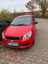 Chevrolet Wenig KM Kleinwagen Aveo 1.2 - einwandfrei! - rote Chevrolet Aveo