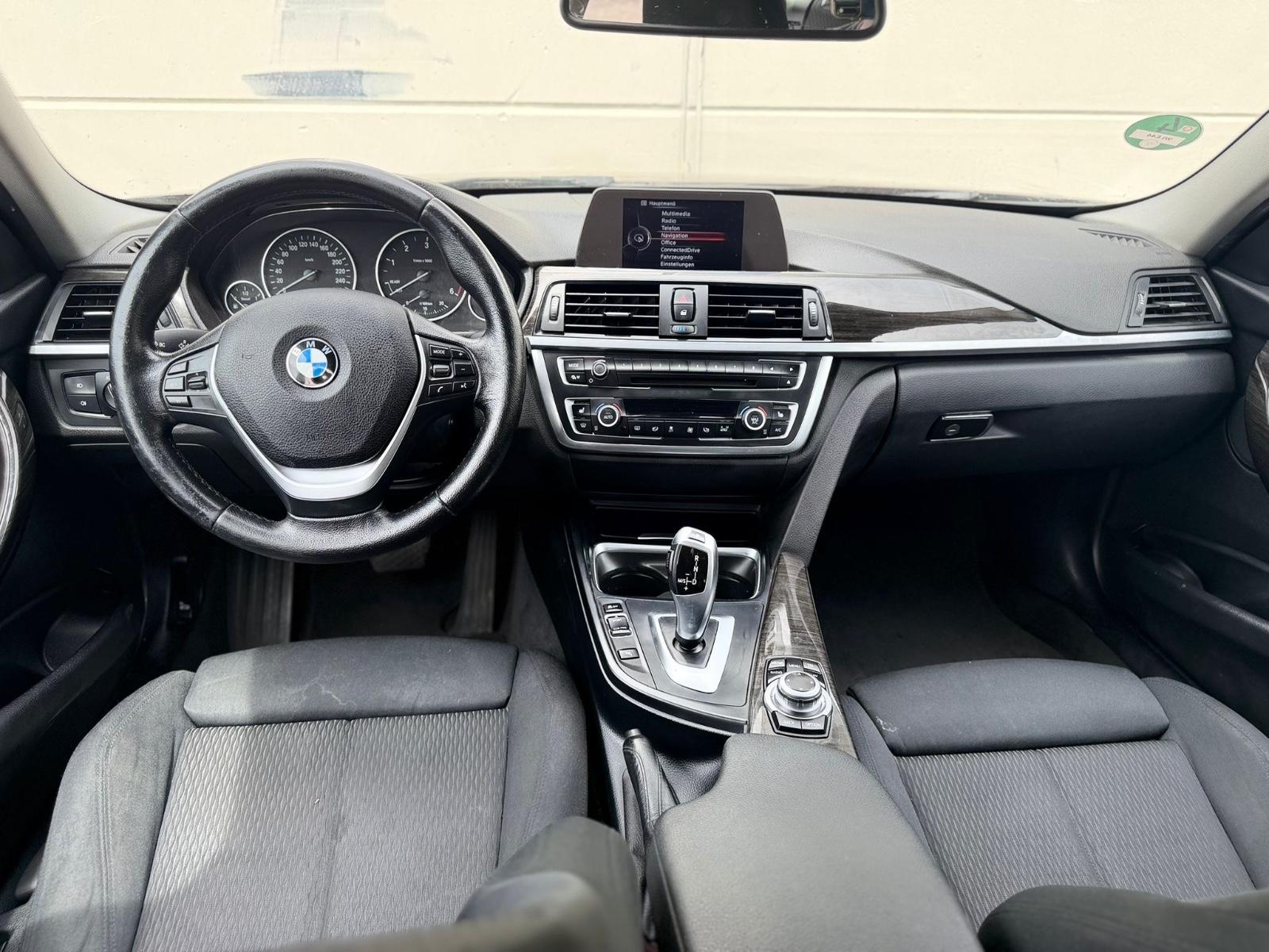 BMW 320 2015 — photo 10