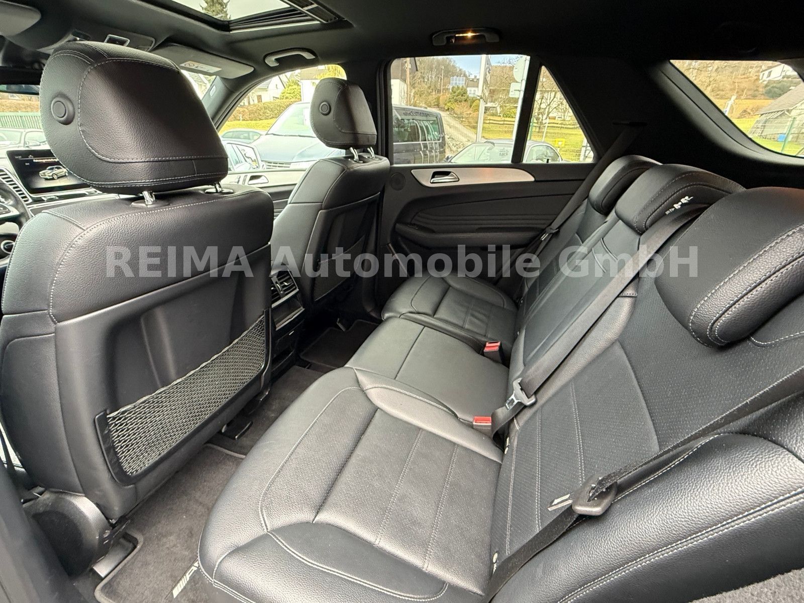 Fahrzeugabbildung Mercedes-Benz GLE 250 d AMG-Paket, LED, H&K, DAB, Leder