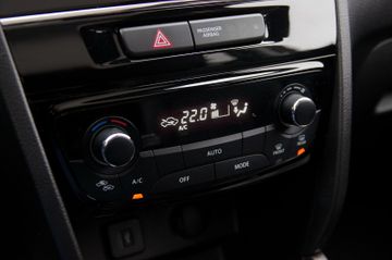 Suzuki Vitara 1.4 Comfort+ 4x4*Pano,ACC,AHK,LED,Kamera*