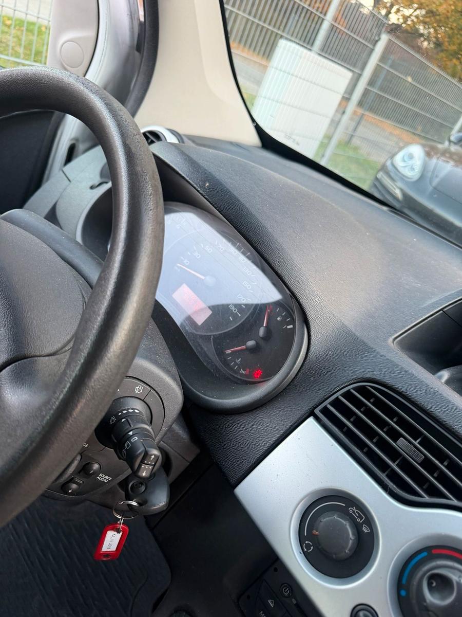 Renault Kangoo 2011 — photo 6
