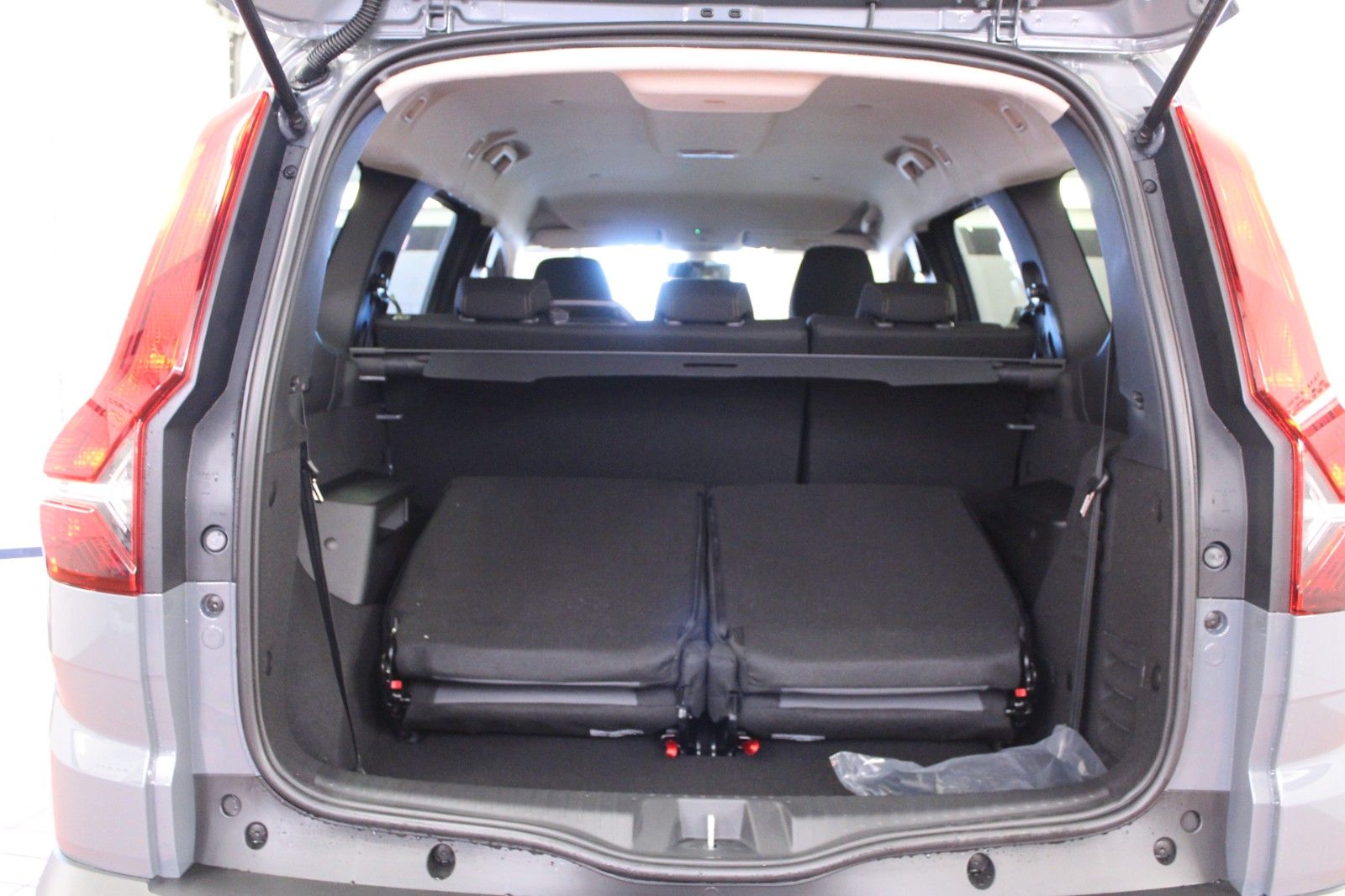 Fahrzeugabbildung Dacia Jogger Eco-G 100 Extreme+ 7-Sitzer