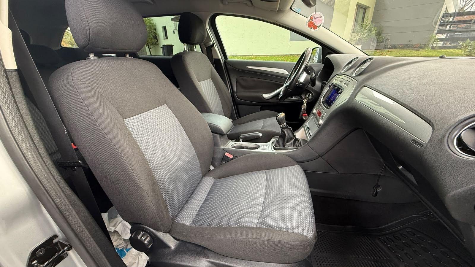 Ford Mondeo 2008 — photo 12