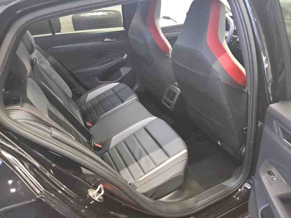 Volkswagen Golf VIII 2.0 TSI GTI Clubsport MATRIX-LED PANO foto 10
