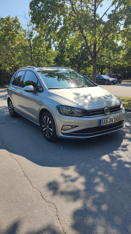 Image of Volkswagen Golf Sportsvan