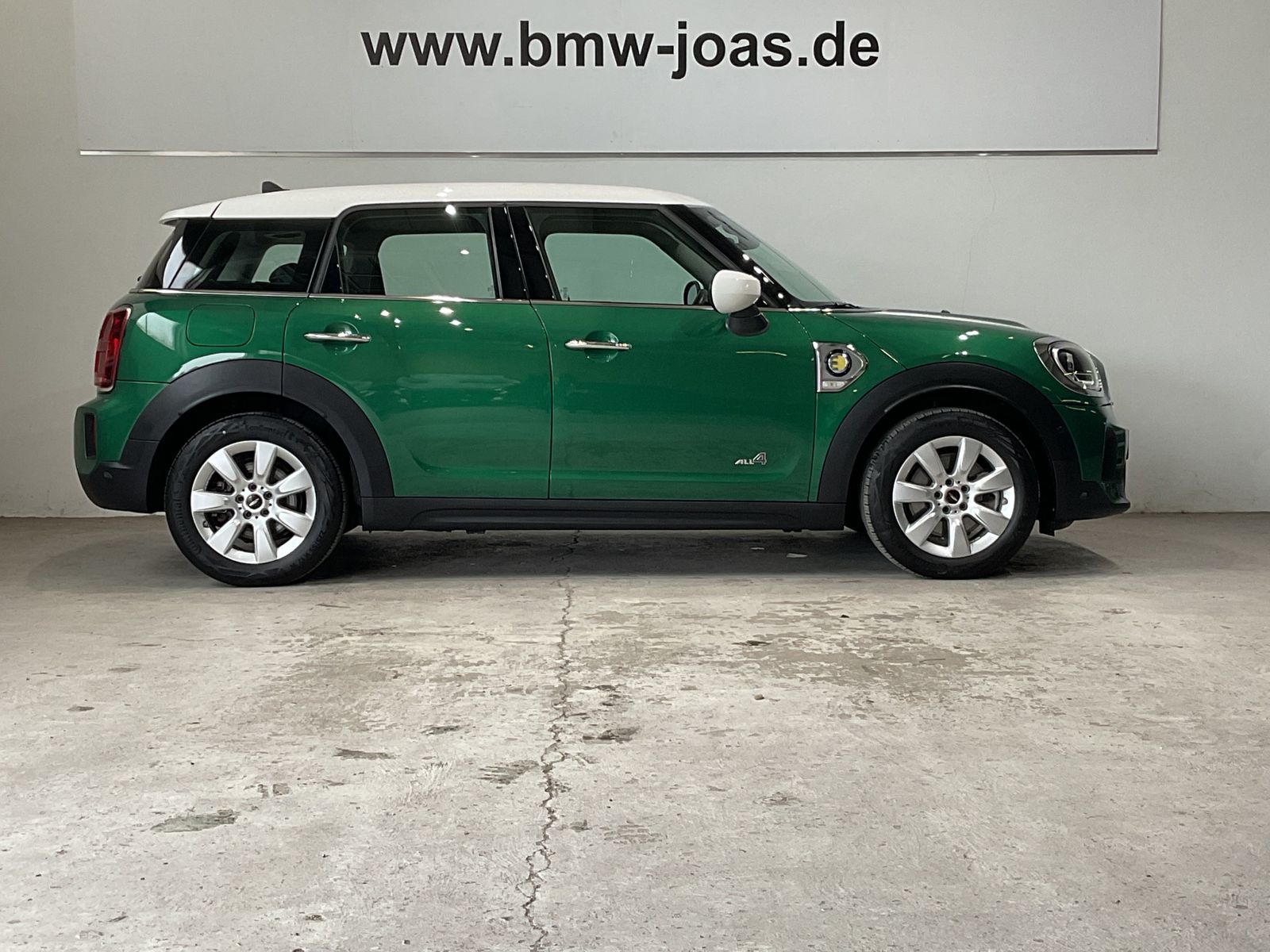 Fahrzeugabbildung MINI Cooper SE ALL4 Countryman ACC Rückfahrkamera