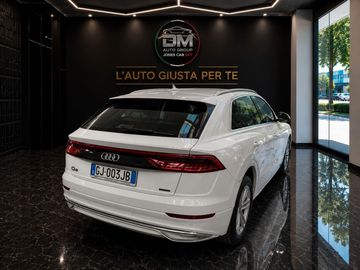 Audi Q8 - 5
