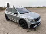 Volkswagen Tiguan Allspace 2.0 TDI 4Mot. R-Line Black Style