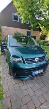 Volkswagen T5 Multivan highline  - Volkswagen T5 Multivan: Grün