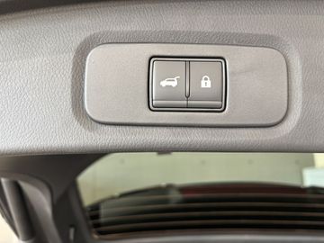 Fotografie 12 des Nissan Qashqai 1.5 VC-T e-Power Tekna