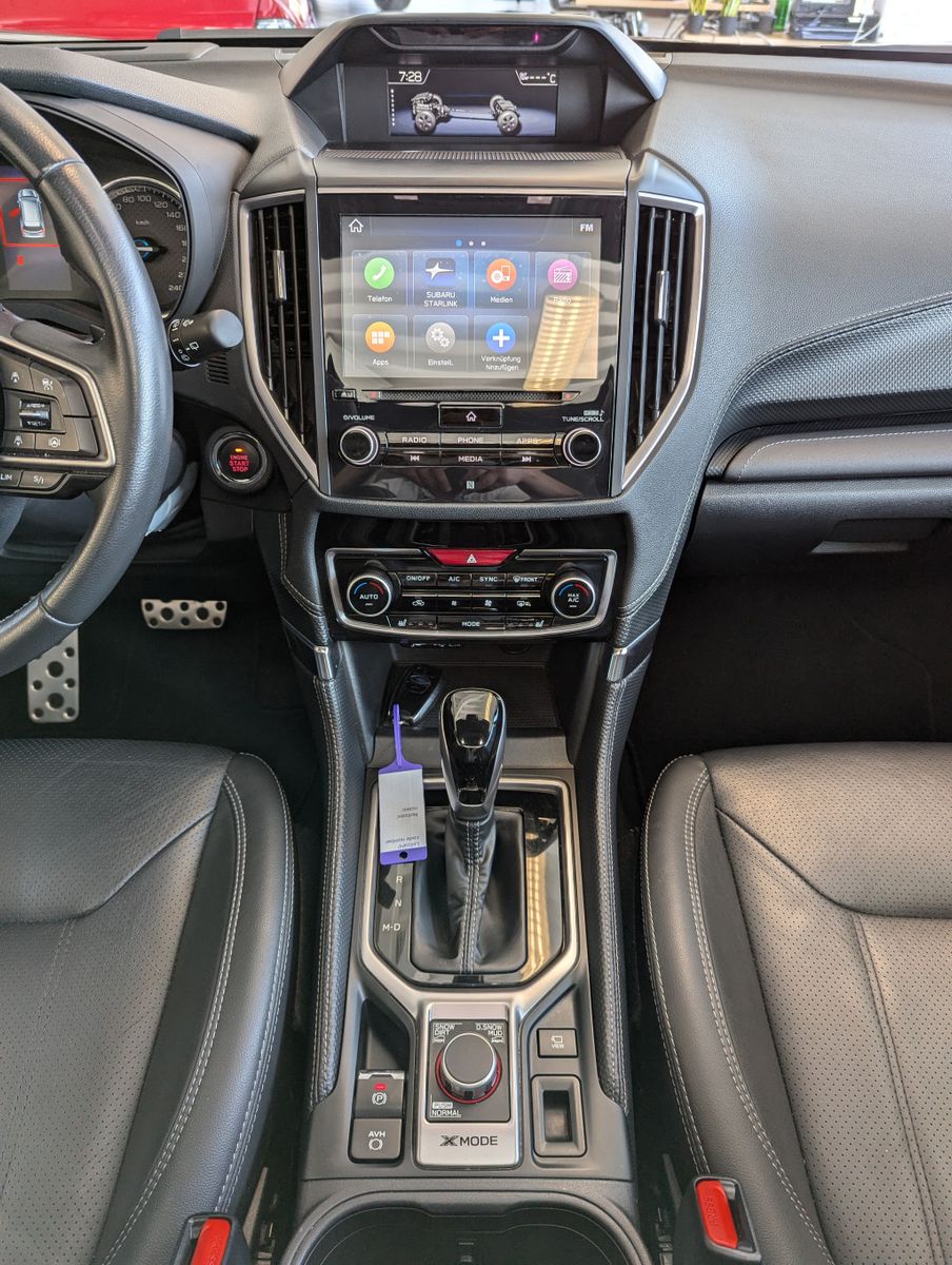 Fahrzeugabbildung Subaru Forester 2.0ie Boxer Pano LED Kamera Pano ACC