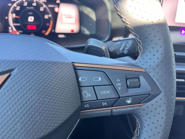 Leon Sportstourer 1.5l eTSI DSG Leder Pano AHK