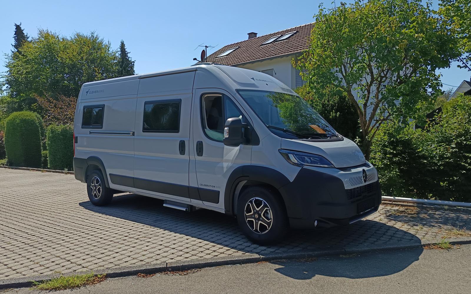 Clever CELEBRATION 600 Hagelschaden LP: 79400€ 180 PS