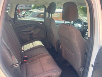 Ford Kuga - 12