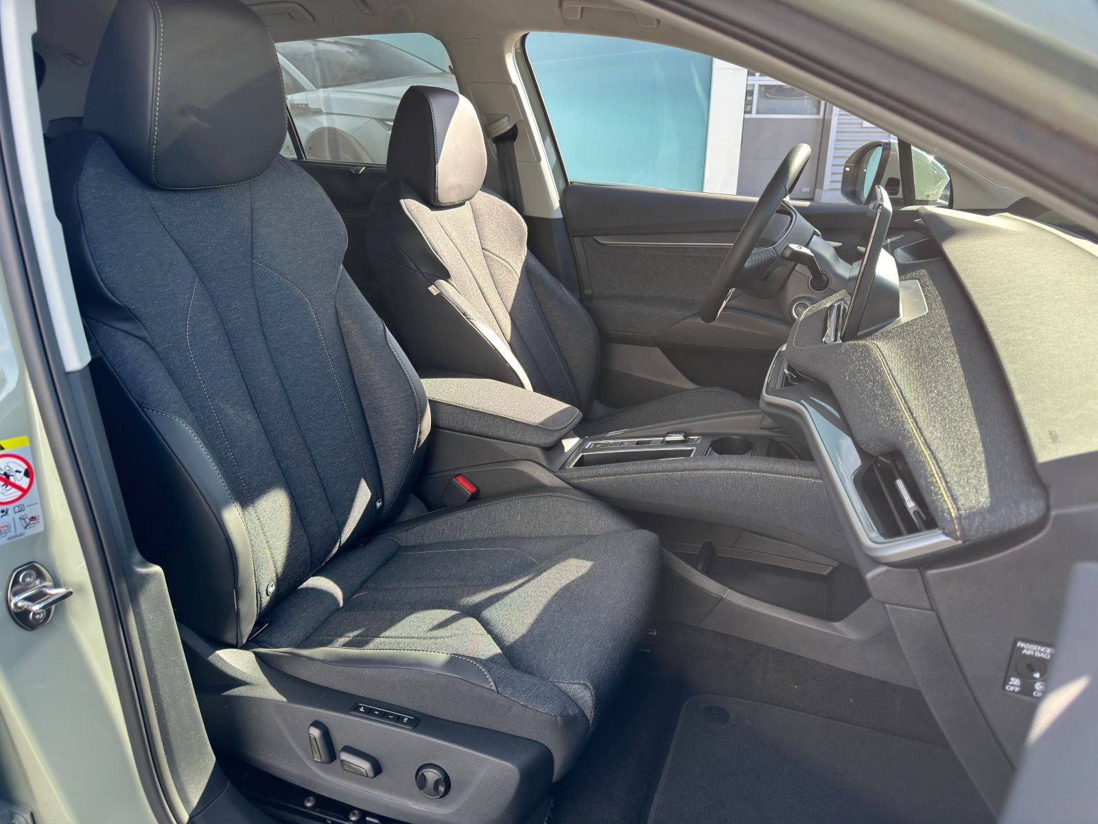 Fahrzeugabbildung SKODA Elroq 85 MAXX*AHK*Wärmepumpe*360°Cam*Canton