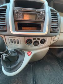 Bild 10 Opel Vivaro Combi L2 9-Sitzer 2.9t, AHK, AS, Scheckheft