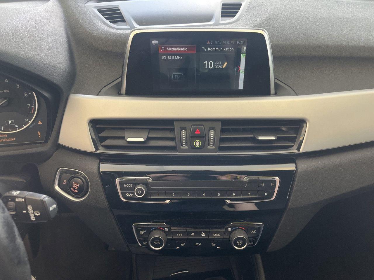 BMW X1 sDrive 20i Advantage AHK erw.LED St&Go RFK