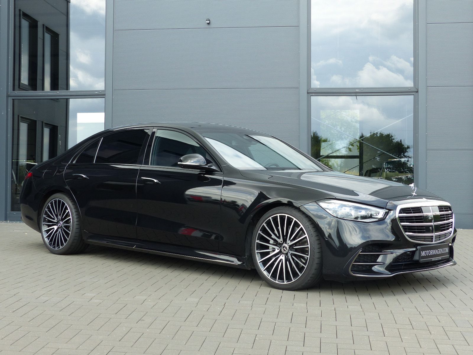 Fahrzeugabbildung Mercedes-Benz S 450 d 4Matic L AMG