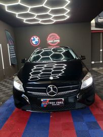 Mercedes A 180 - 1