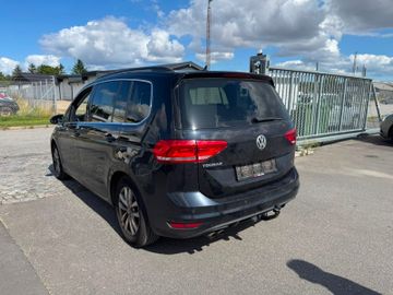Volkswagen Touran - 3