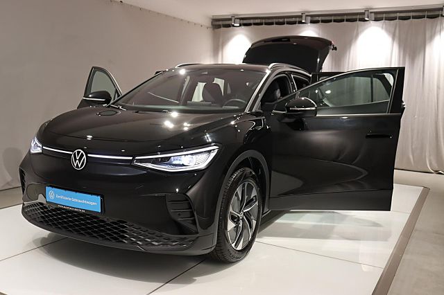 ID.4 Pure 125kW AHK Wärmepumpe IQ-LIGHT Anschlus