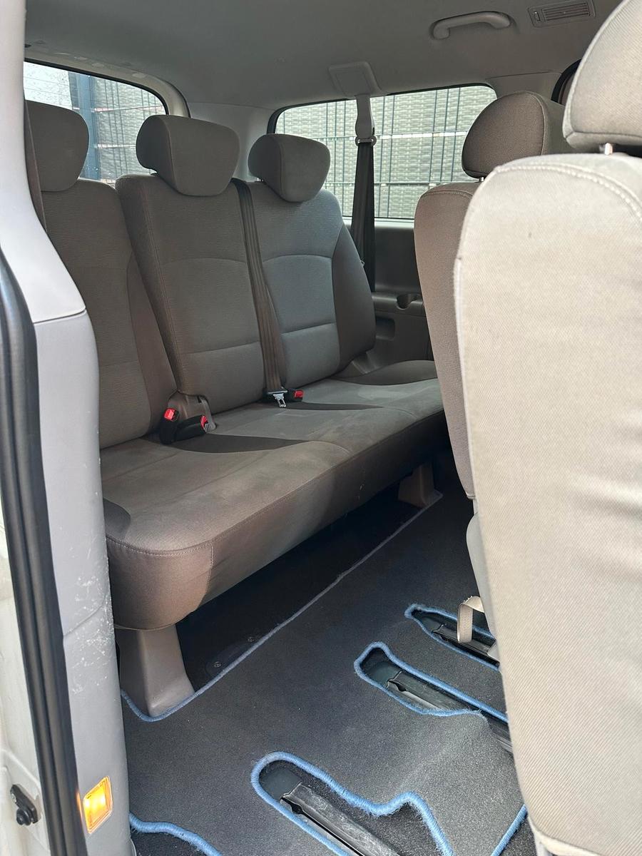 Hyundai H-1