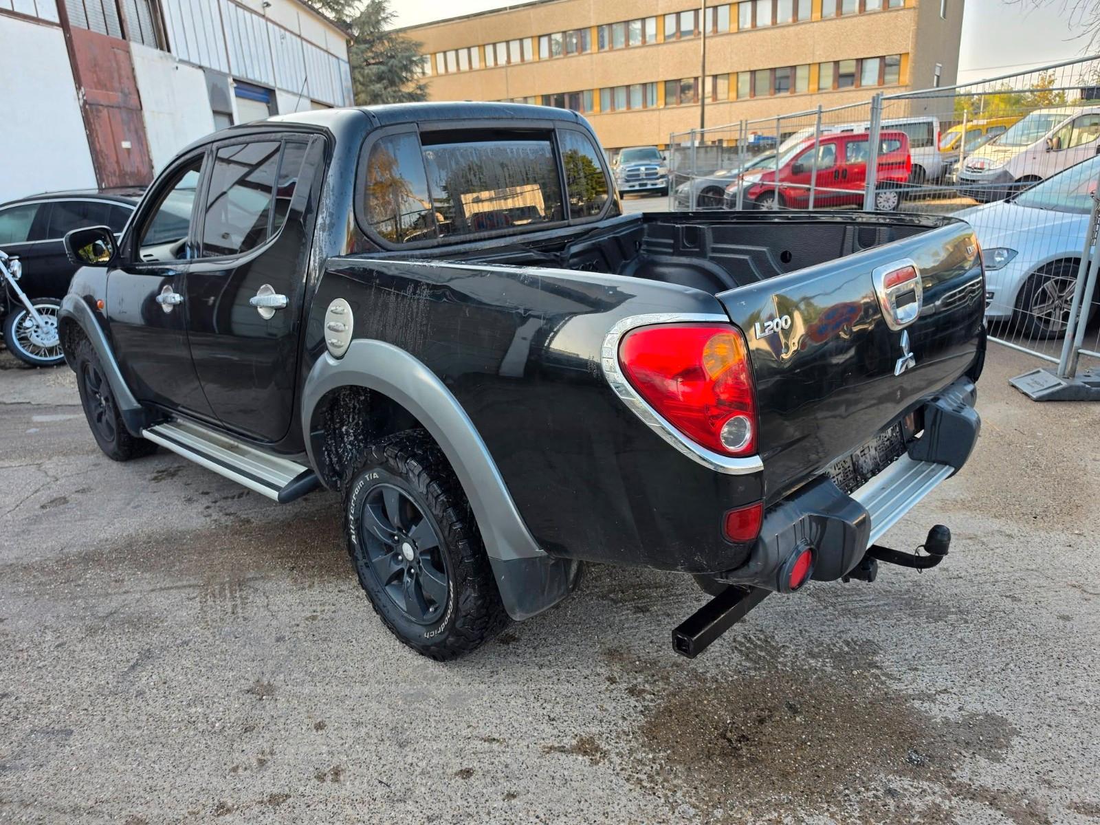 Mitsubishi L200 2.5Di-D Intense Doppelkabine 4WD
