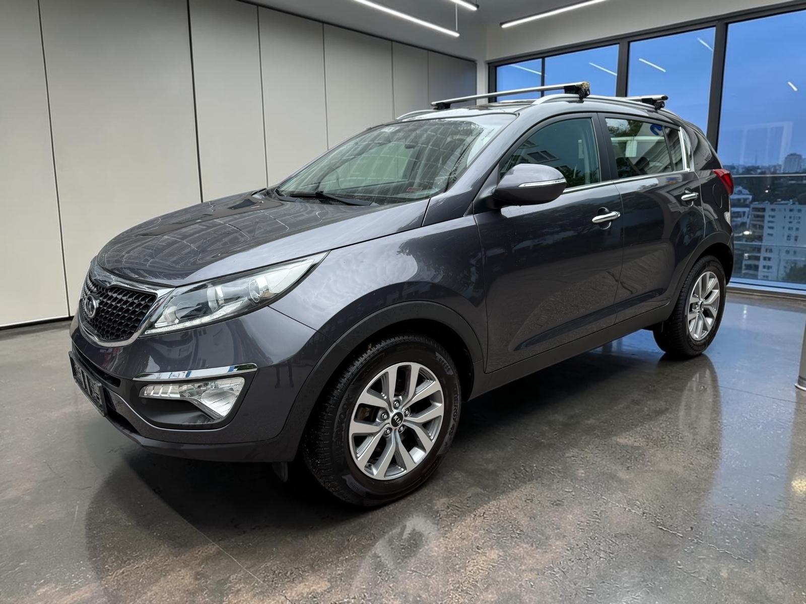 Kia Sportage Vision 2WD KLIMA-NEUER-MOTOR-TÜV-NEU