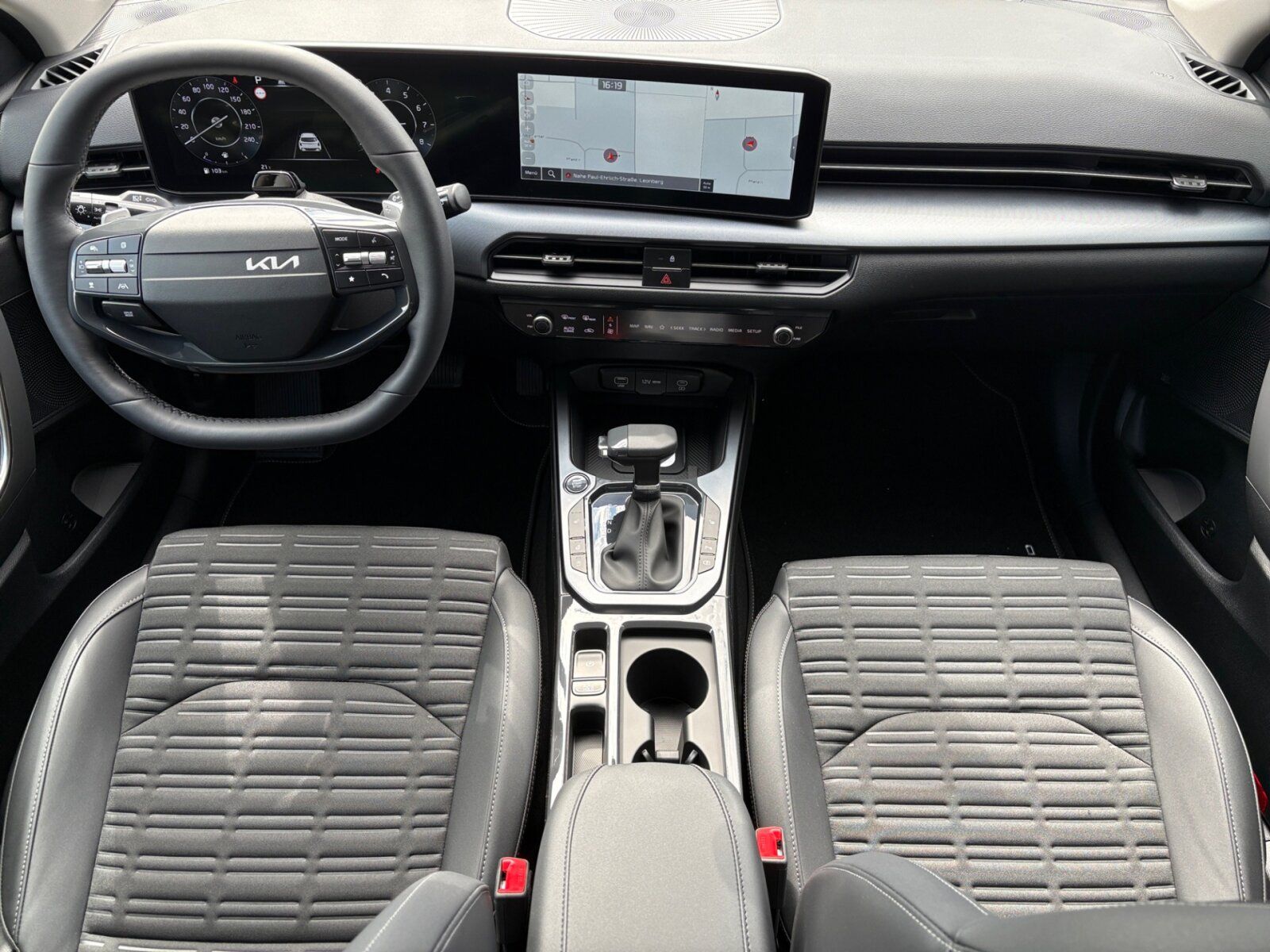 Fahrzeugabbildung Kia XCeed PE2 Spirit DCT 150 PS