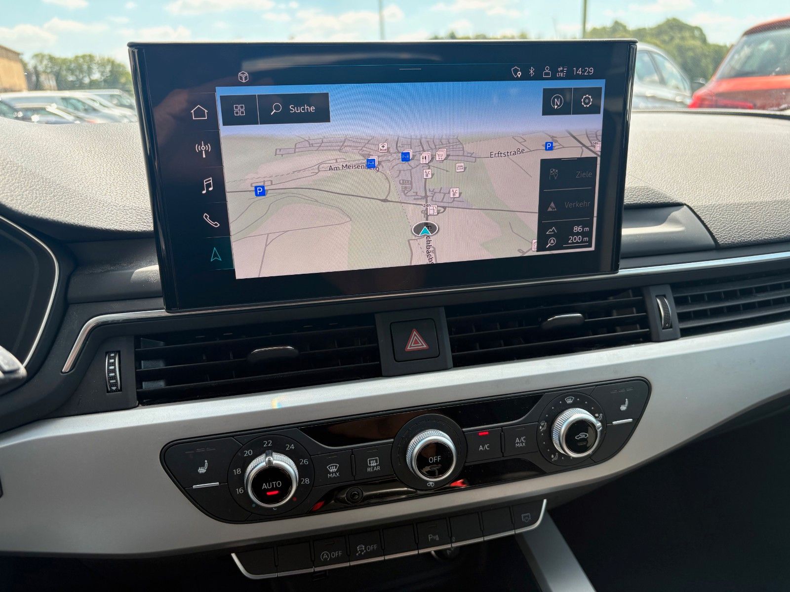 Fahrzeugabbildung Audi A4 Avant 35 TDI advanced Aut Navi LED AHK Kamera
