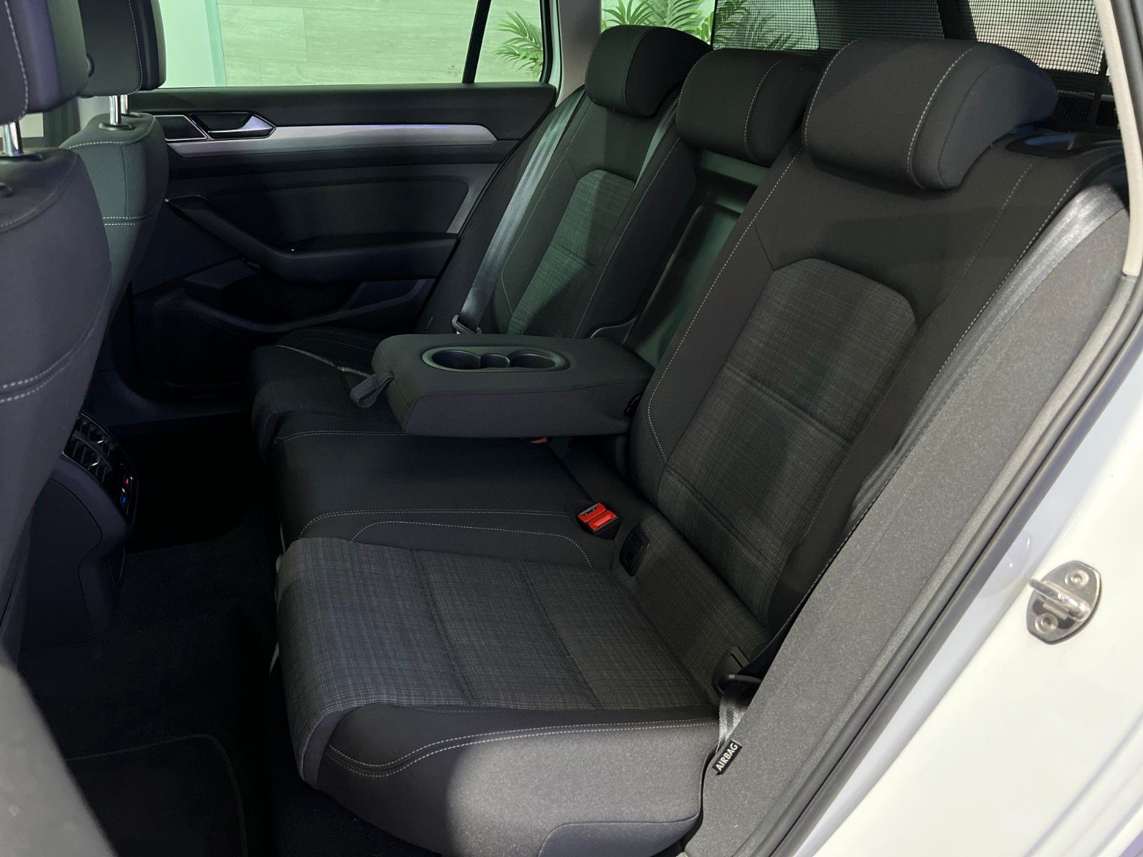 Fahrzeugabbildung Volkswagen Passat Variant Business 2,0TDI *NAVI*ASSiST*LED