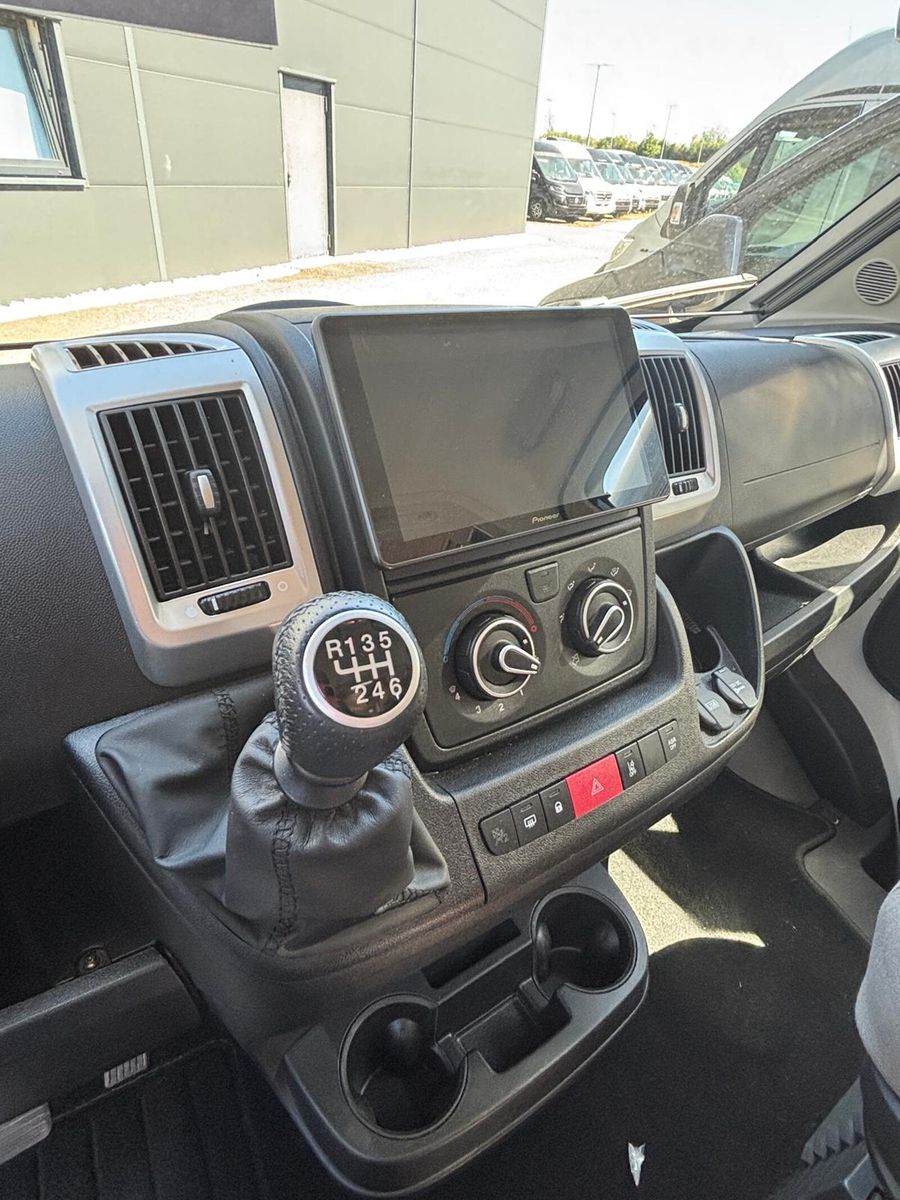 Fahrzeugabbildung Pössl 2Win Vario Citroen 165 PS Mark./AHK/Navi/Solar