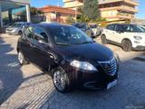 Lancia LANCIA Ypsilon 1.2 69 CV Platino - Lancia aus 2011
