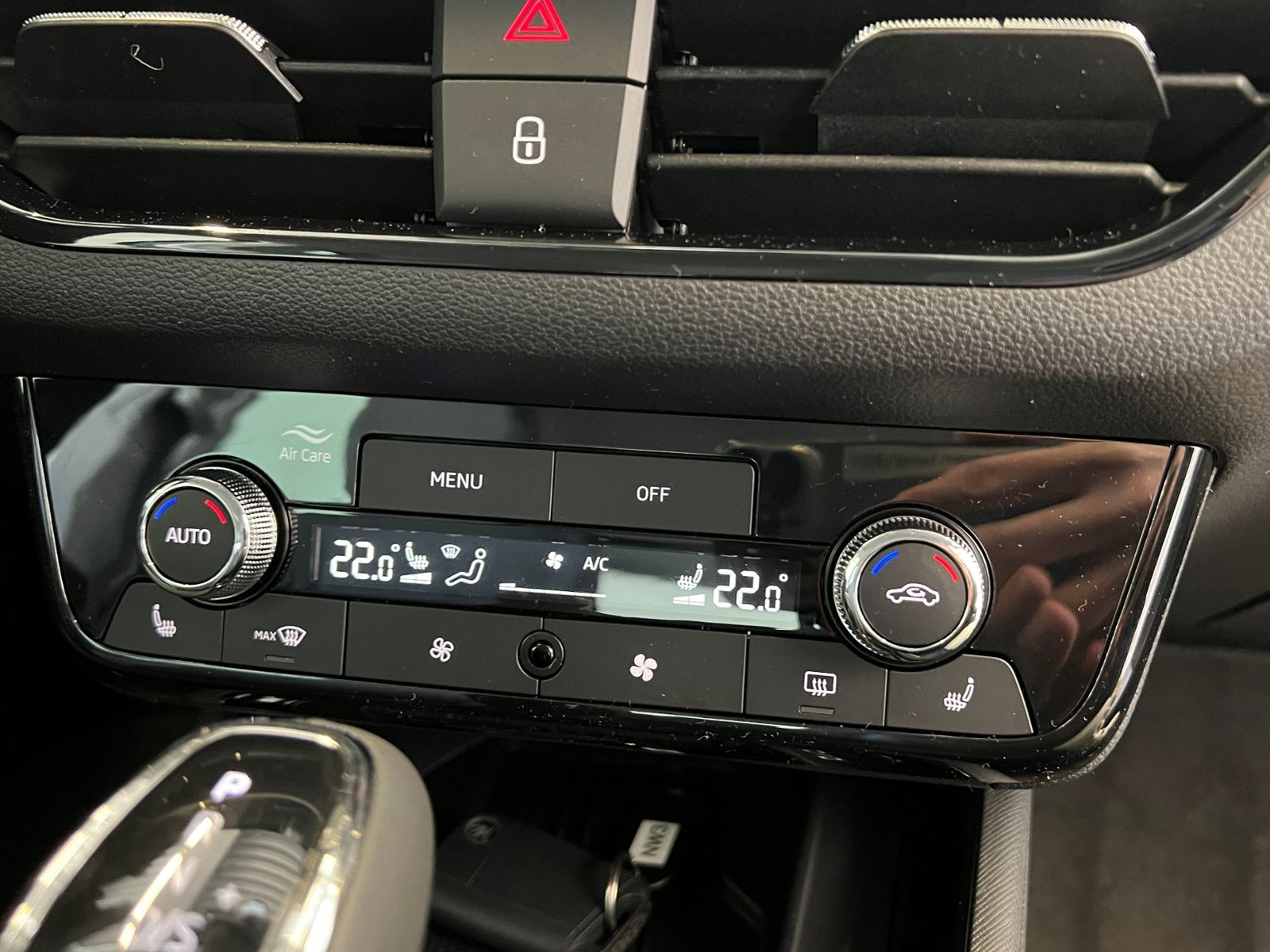 Fahrzeugabbildung SKODA Kamiq DRIVE 1.0 TSI DSG *Black-Paket,Komfort-Pak