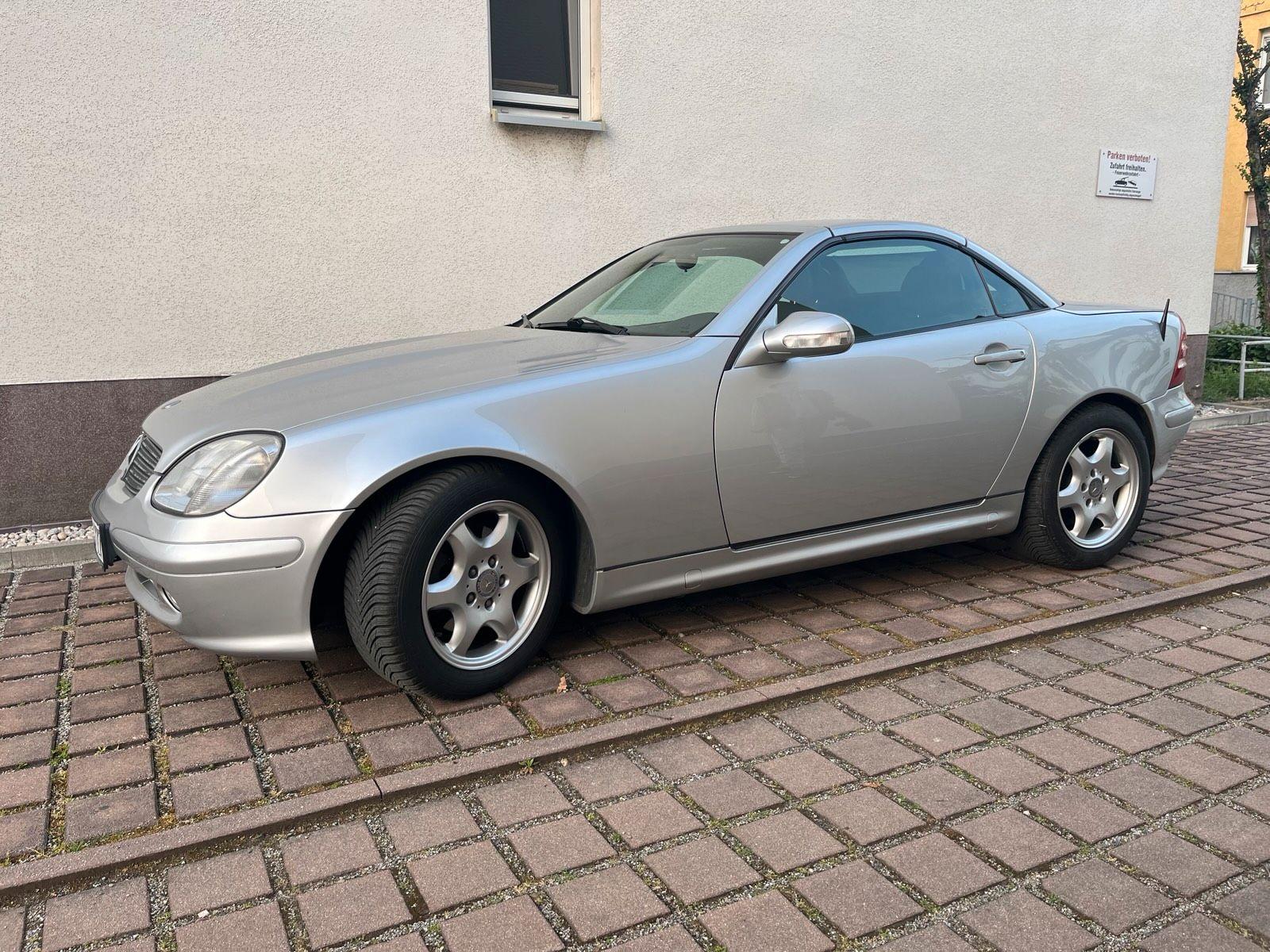 Mercedes-Benz SLK 200