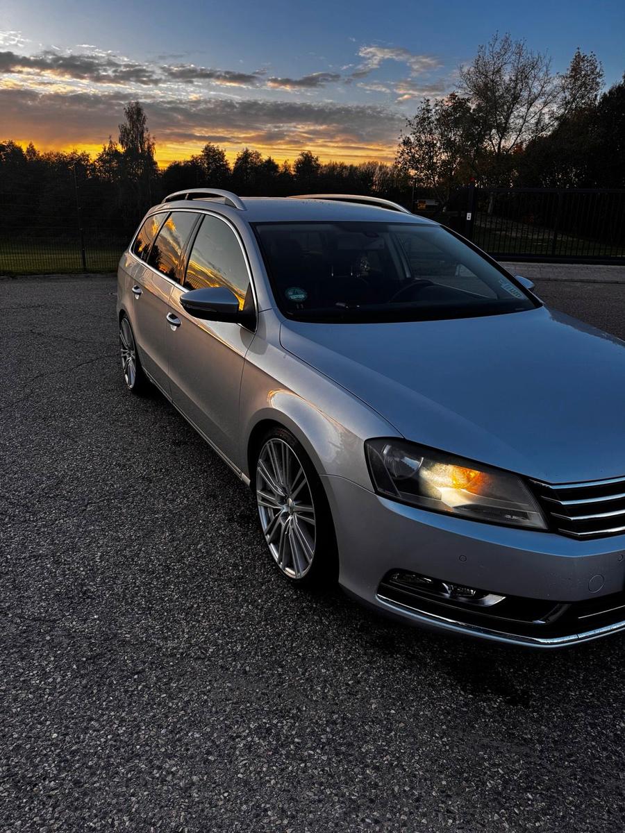Volkswagen Passat 2011 — photo 8