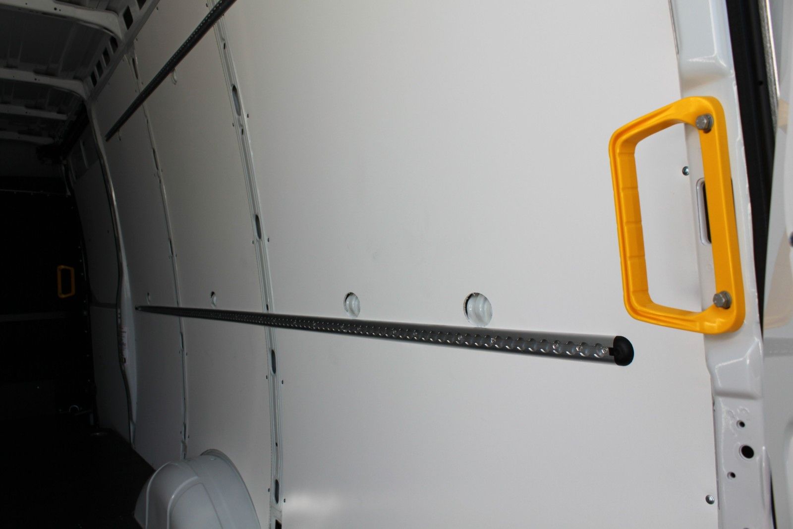Fahrzeugabbildung Iveco Daily 35S16H3.0A8 V Y Kastenwagen