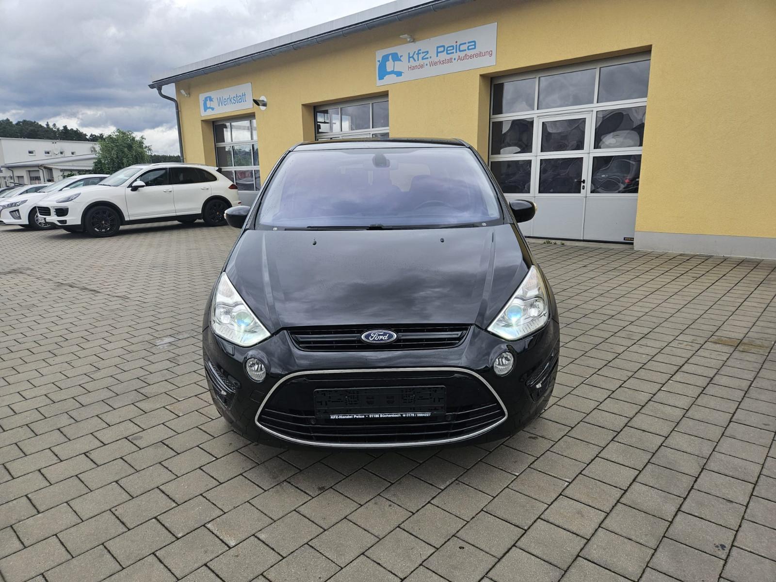Ford S-Max S-MAX Titanium*Xenon*Navi*AHK*7Sitzer