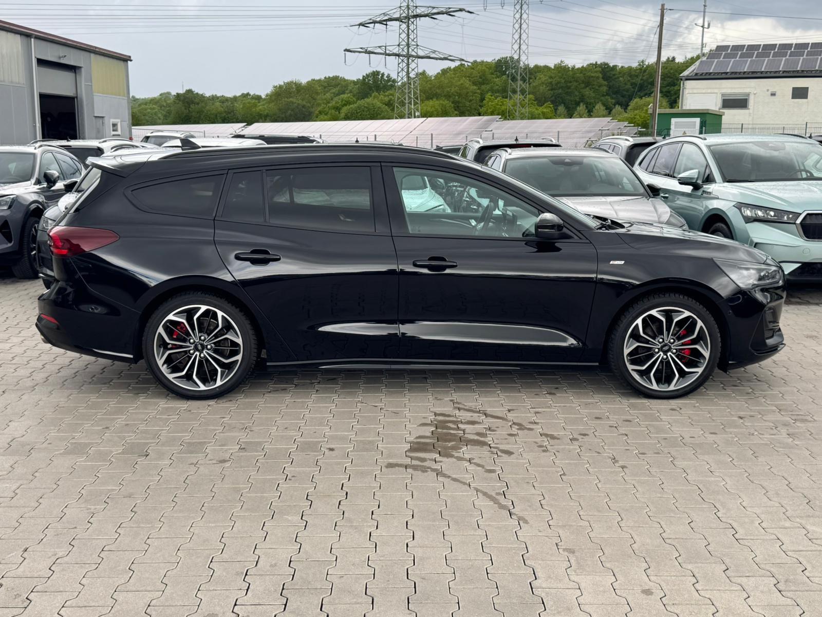 Ford Focus ST-Line X PANO*MATRIX*B&O*ACC*KAM*APP*LHZ