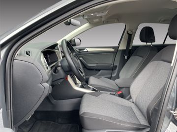 Volkswagen T-Roc - 12